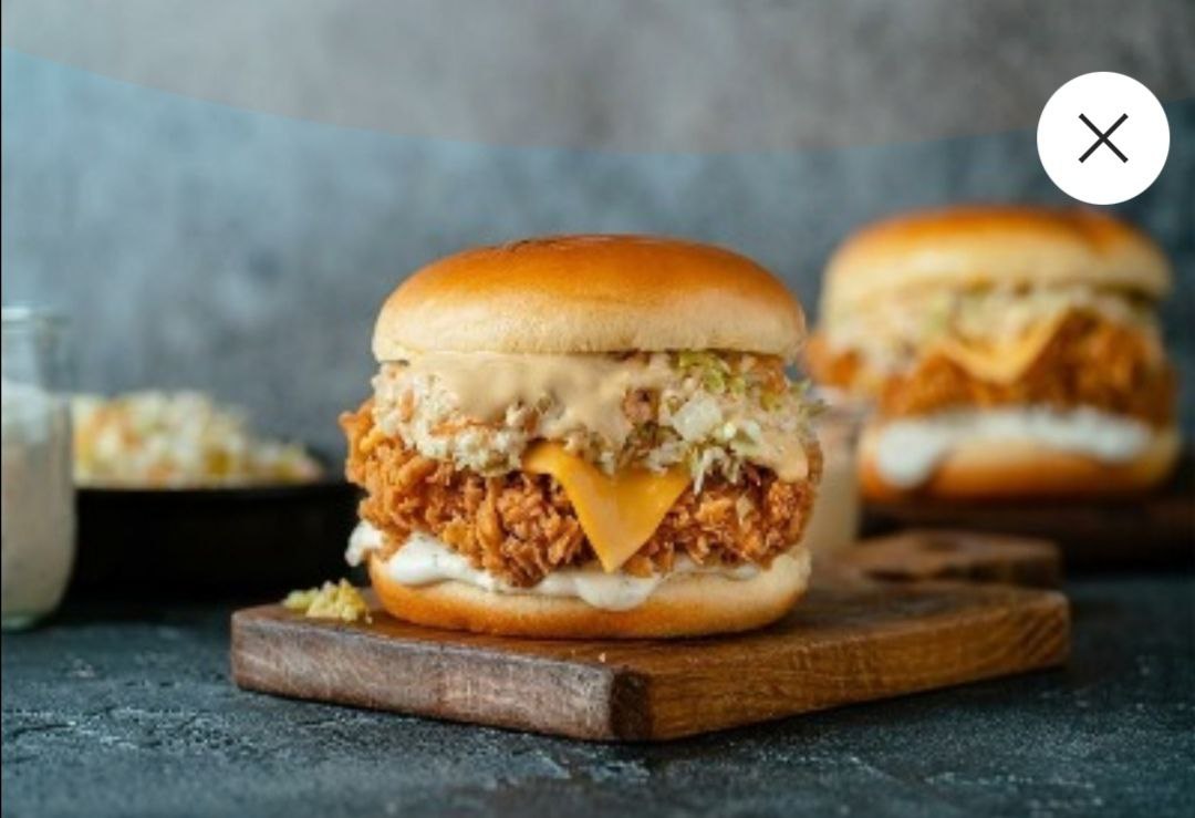 Crispy chicken ranch