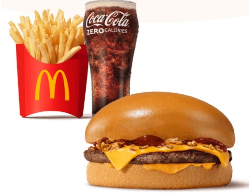 Medium sized BBQ crunch chicken meal