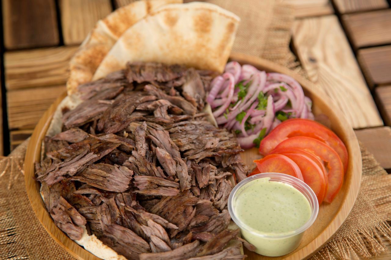 صحن لحم صغير